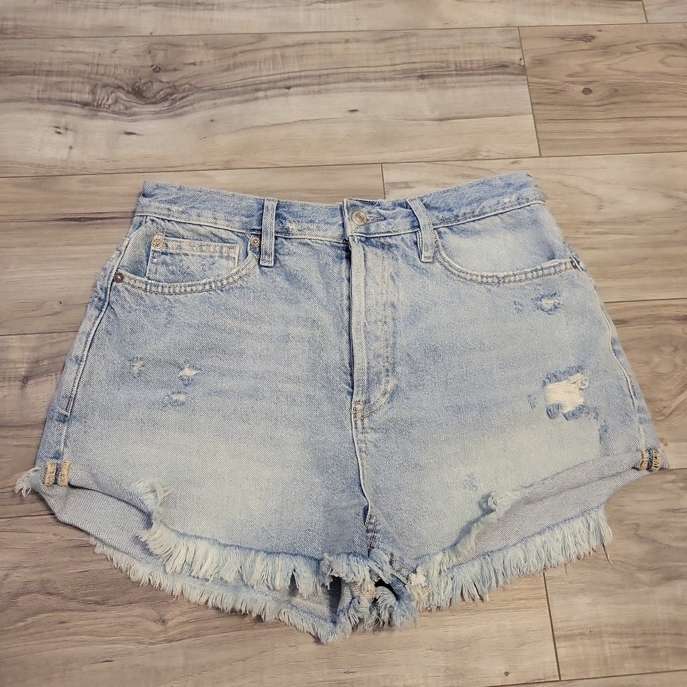 We The Free Shorts Womens 29 Blue Distressed Cut-off Denim Button Fly